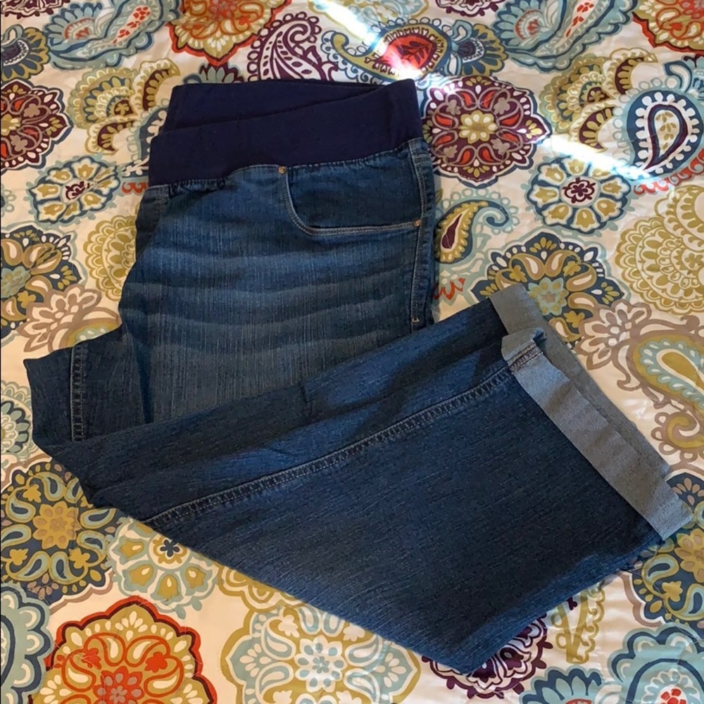 Maternity denim Capris